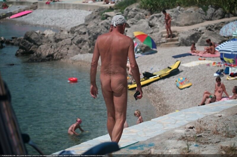 Nudist Shore Walking pics - Overcoming shame and awkwardness when taking off clothes