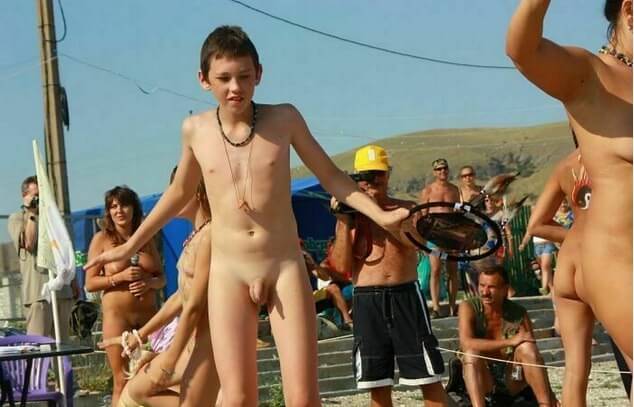 Nudists in Crimea photos - In nude recreation, harmony with nature and inner balance are important