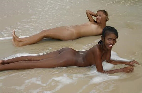 Brazilian Nudists # 1 pics - Admission Permitted Only in the Nude