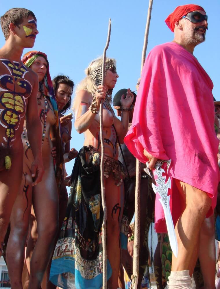 Neptune Day Mountain Top pics - Nudism strengthens friendships and mutual respect among people