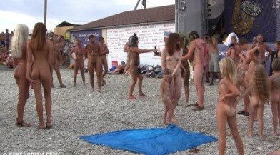 Cool Day At The Beach Full HD video - Self-confidence helps naturists achieve their goals