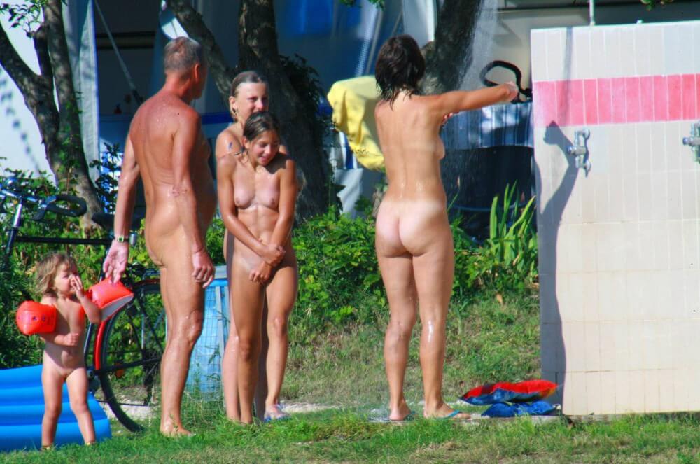 Ula FKK Water Toy pics - Naturism Is Not a Sect