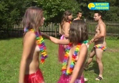 Naturist Freedom: European Hawaii - Nudism is a way to improve health and boost self-esteem