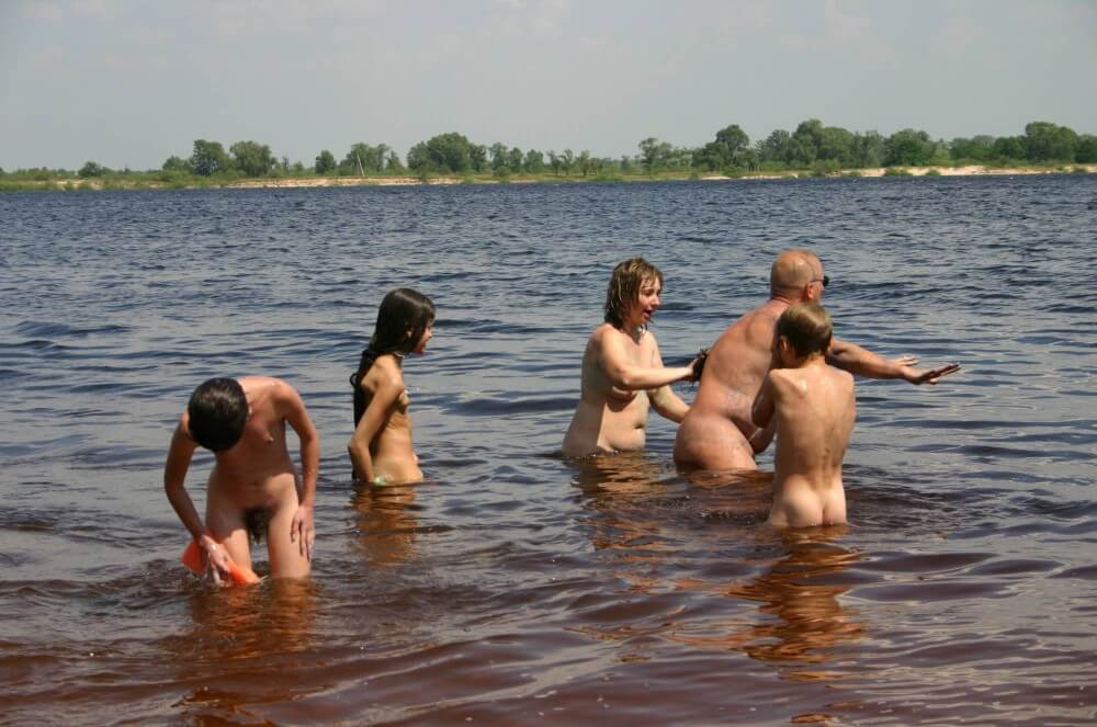 Kiev Water-Front Bathing pics - Nudity as part of a life free from shame and fear of ones own nakedness