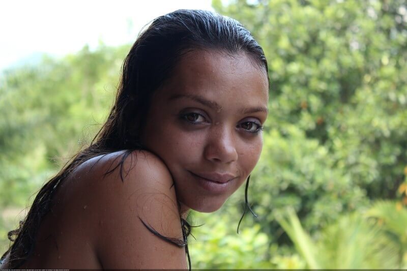 Tropical activities 1-25 gallery - Nudism is permitted throughout the entire territory