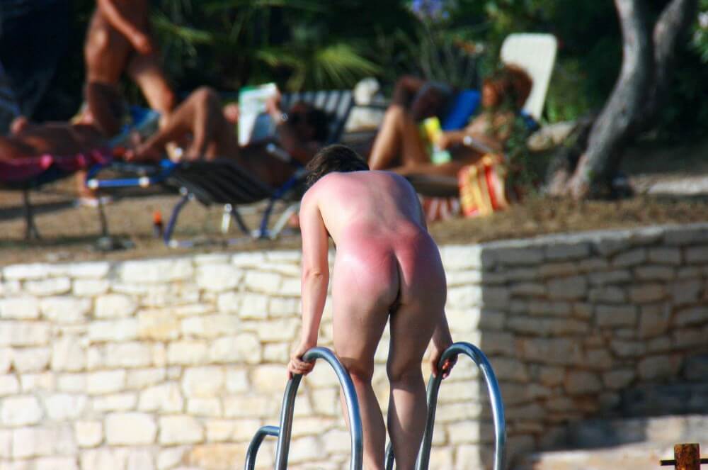 Uka FKK Adults Water Play photos - Naturism teaches us to accept differences and imperfections without shame or insecurities