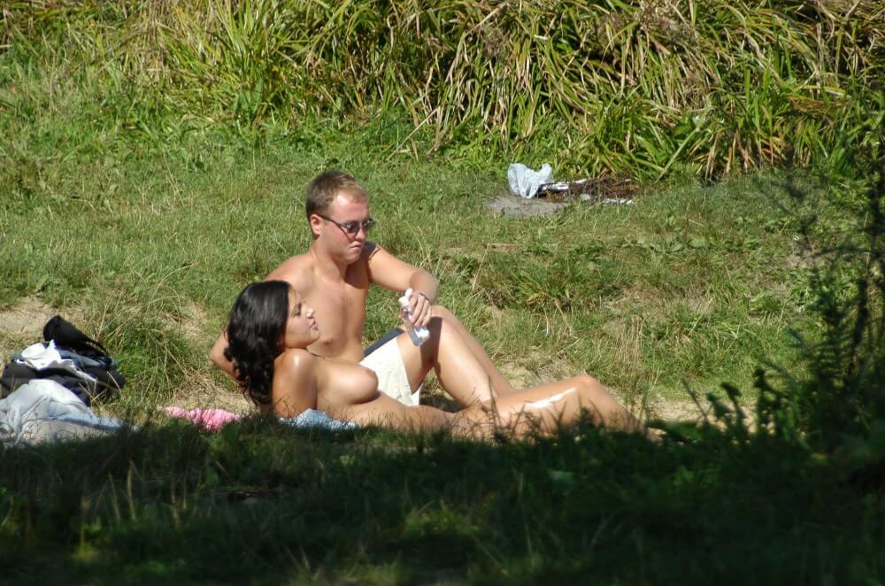 Photo Shoot Observation pics - People practice nudism to achieve harmony with nature