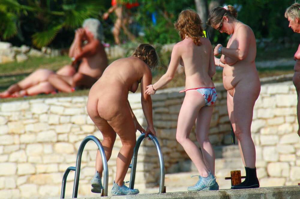 Ula FKK Exploration Family pics - Joy and pleasure are part of the nudist experience
