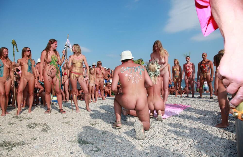Naturist Boy Sun Warrior pics - Striving for harmony with nature—its okay to be a little naked