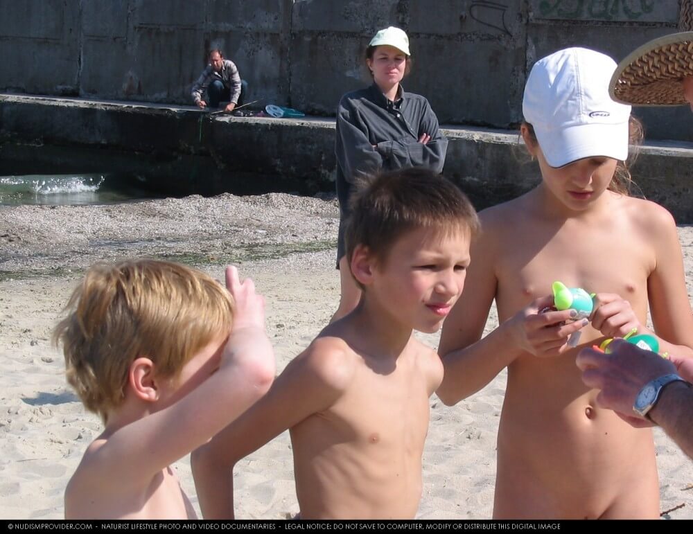 Premium Content # 28 - Many naturists are members of Green parties or various environmental movements