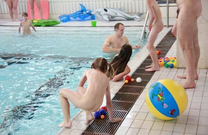 Nude family in the pool photos - Types of recreation in nudist destinations
