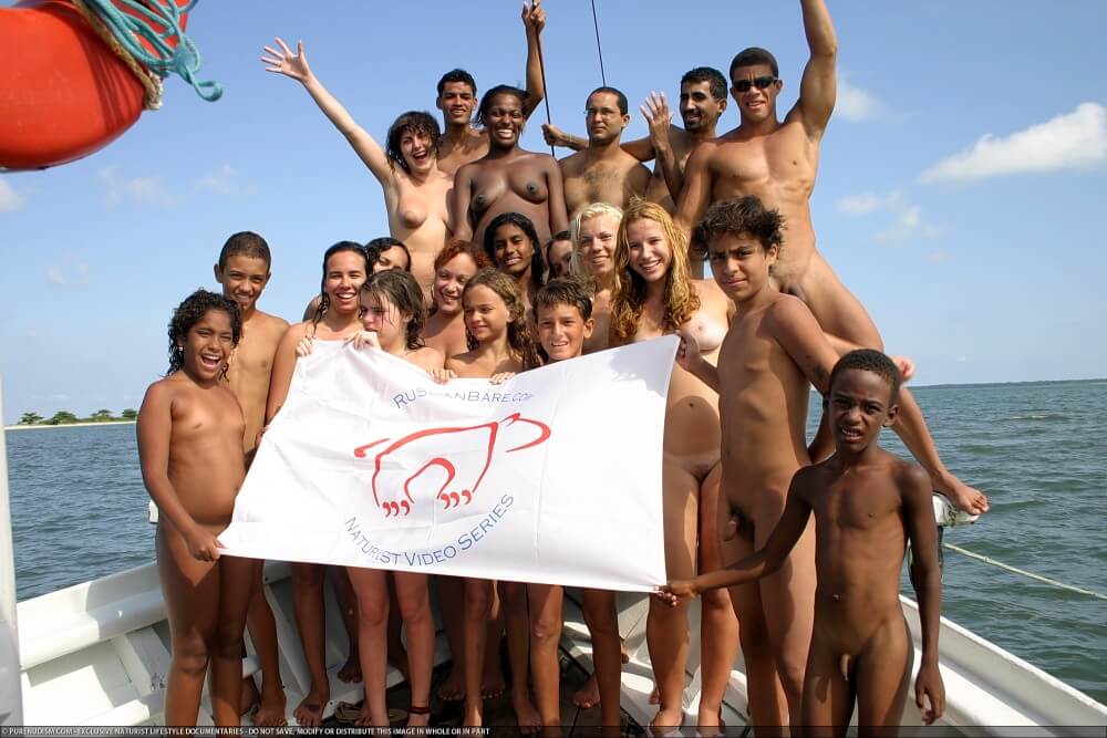 Naturism photo gallery # 59 - The desire to be closer to nature and without clothes