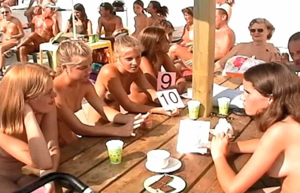 Miss Teen JR. Pageants # 18 video Sunat Natplus HD - The equality of body and spirit is an important idea in the practice of nudism and naturism