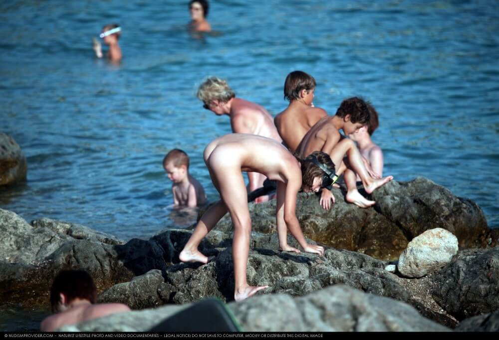 Summer day on the Black Sea photos - A defining feature of naturism is the absence of clothing