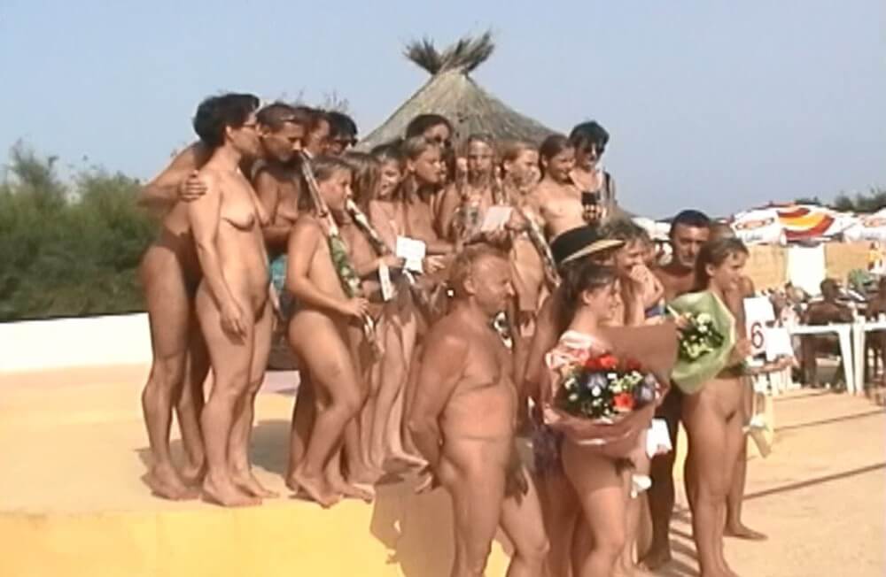 Miss Teen JR. Pageants # 20 video Sunat Natplus Full HD - A defining feature of naturism is the absence of clothing